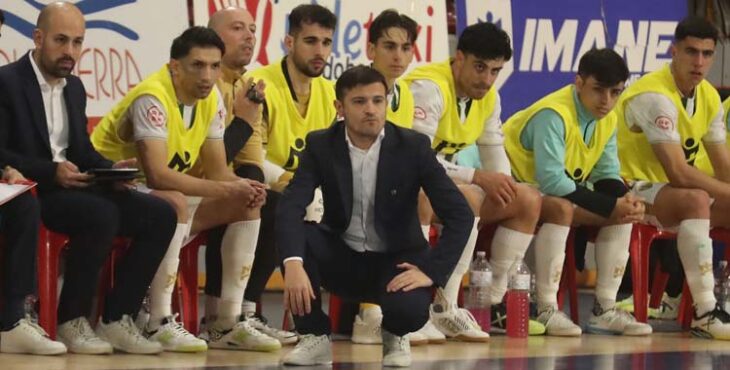 Emanuel Santoro en la banda de Vista Alegre.