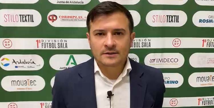 Emanuel Santoro tras el partido ante el Alzira.