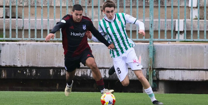 El duelo de filiales acabó con victoria onubense. Foto: CCF