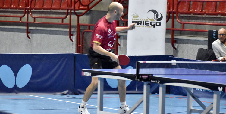 Carlos Machado celebrando un punto para su equipo. Foto: Susana L. Ronchel / Priego Fundación Kutxabank