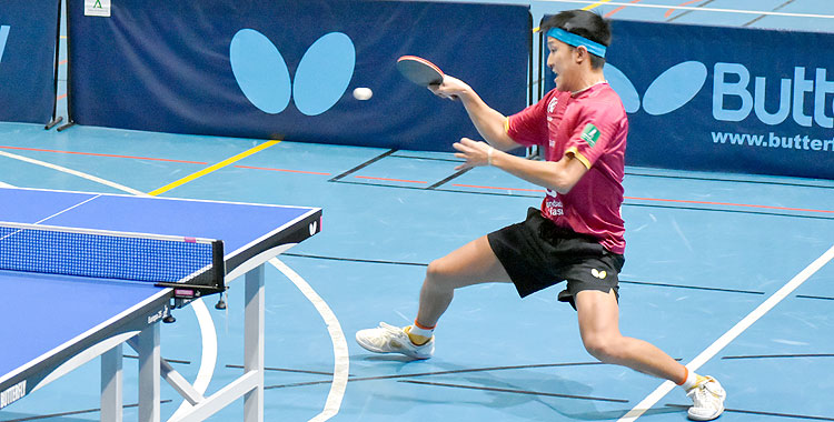 Diego Chen en un lance de un duelo de este curso. Foto: Real Club Priego Fundación Kutxabank