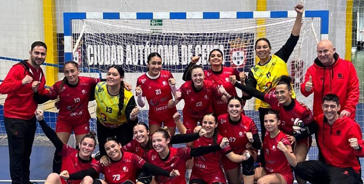 El festejo del triunfo granate en Ceuta. Foto: CBM