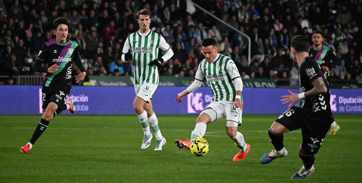 Diego Bri tuvo su primera titularidad como lateral izquierdo.