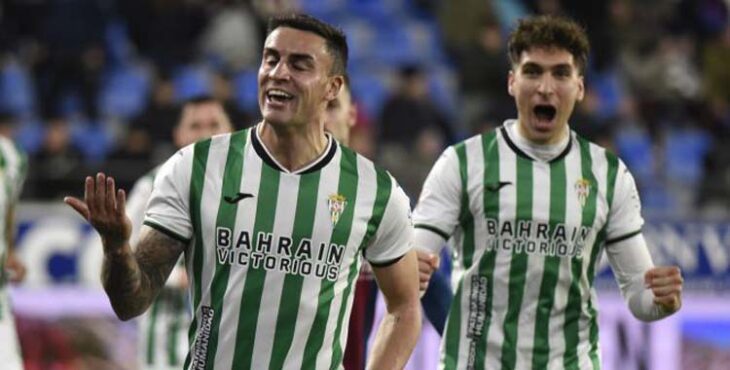 Carlos Isaac celebra su gol en Huesca, que vale tres puntos.