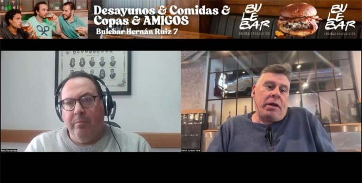 Rafa Fernández y David Jurado departiendo sobre el derbi ante el Málaga y de fichajes invernales.