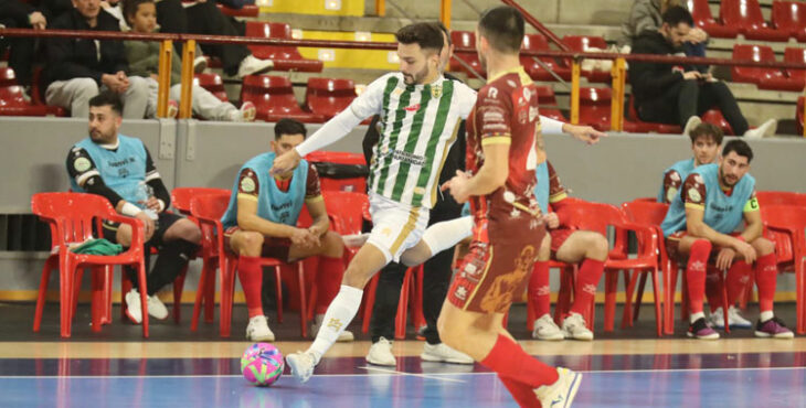 Un lance del pasado amistoso contra el Villa del Río. Foto: Edu Luque / Córdoba Futsal