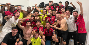 La euforia del cuadro pozoalbense en los vestuarios de la Ciudad Deportiva. Foto: CD Pozoblanco