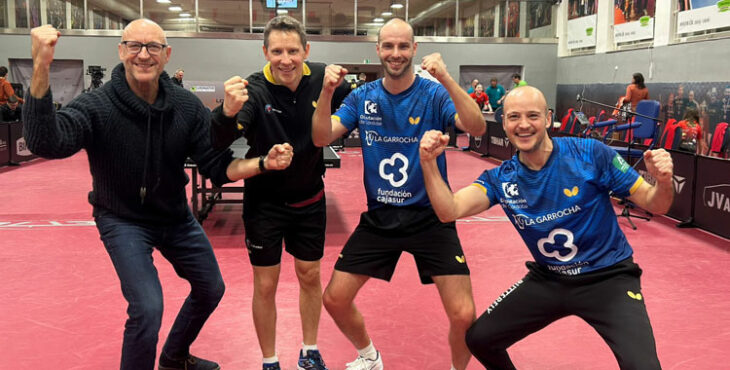 La alegría del Priego Fundación Kutxabank, presidente incluido, tras su clasificación