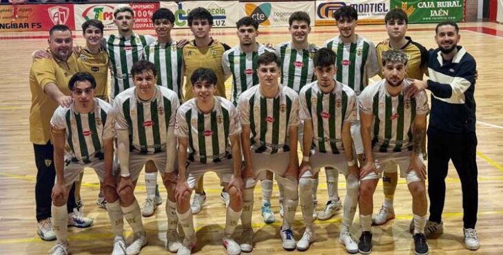 Formación del Córdoba Futsal Patrimonio en Mengíbar.
