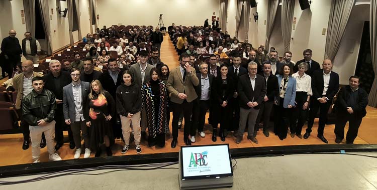 Foto de familia de la gala anual de la APDC.