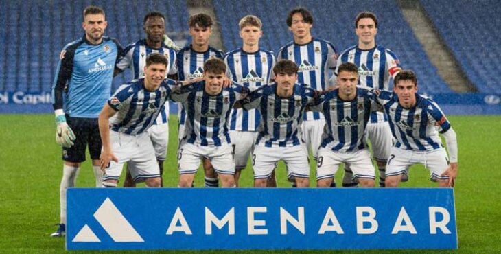 Once de la Real Sociedad B en su último partido.