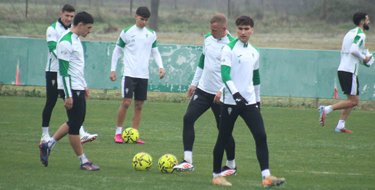 Diego Percan e Ignasi Vilarrasa esperan su oportunidad ante el Leganés.