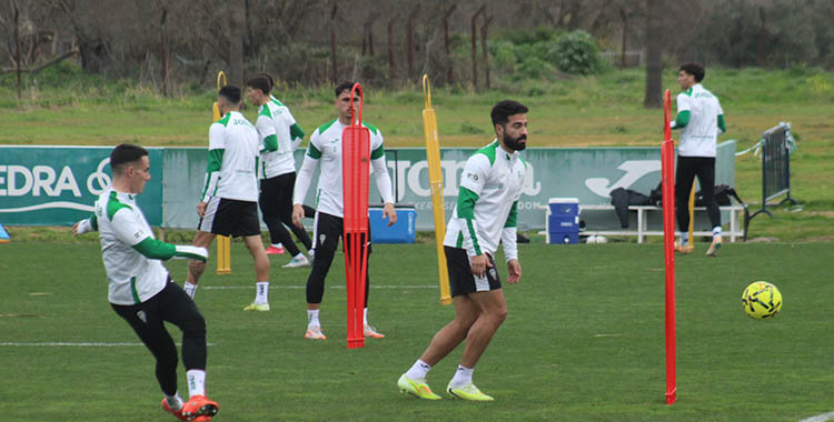 El regreso a la convocatoria de Rubén Alves es la principal novedad.