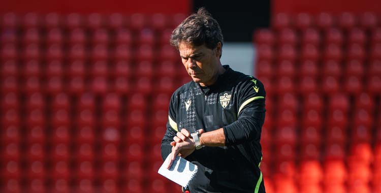 Rubi en un entrenamiento del conjunto rojiblanco.