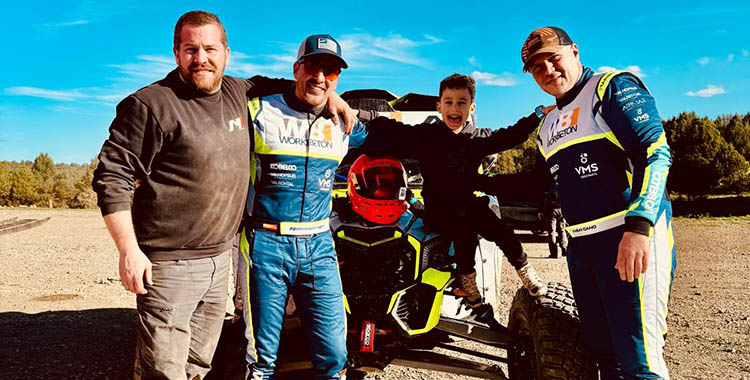 Fernando Mesa y su copiloto Iván Cano con su quad de Herrator del equipo MI Motor Sport en los test previos de Guadalajara.