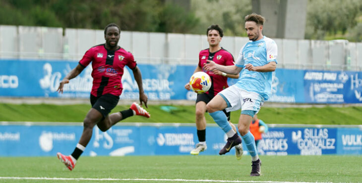 Ciudad de Lucena buscarán tres puntos tras el gran derbi que protagonizaron. Foto: Antonio Dávila / Ciudad de Lucena