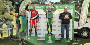Uno de los podios de la prueba en Posadas. Foto: FAM