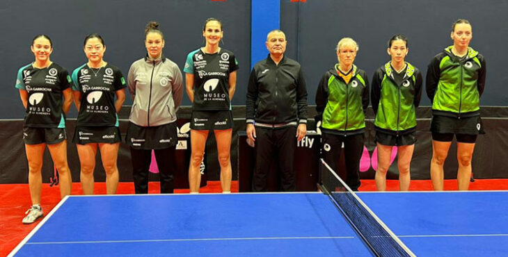 La formación de las prieguenses ante el Ganxets