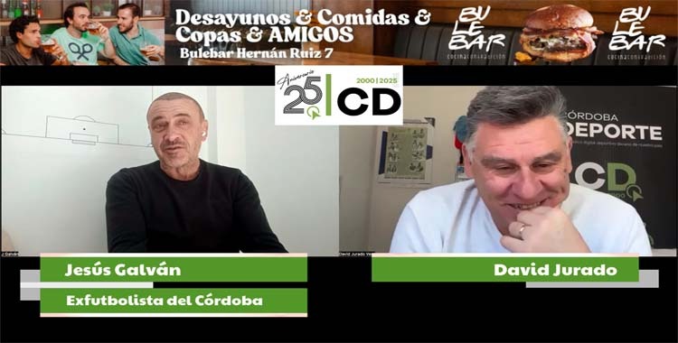 Jesús Galván durante su charla de fútbol vintage con David Jurado