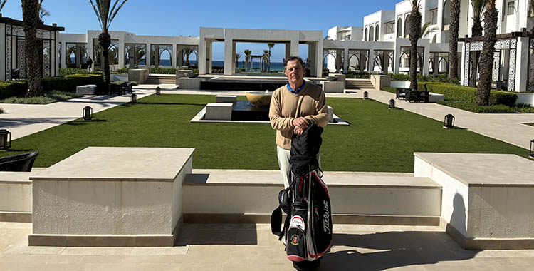 Julián García, ganador del puntuable, en el resort de Tánger.