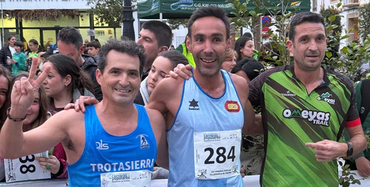 Podio masculino de la Carrera Popular de Villafranca.
