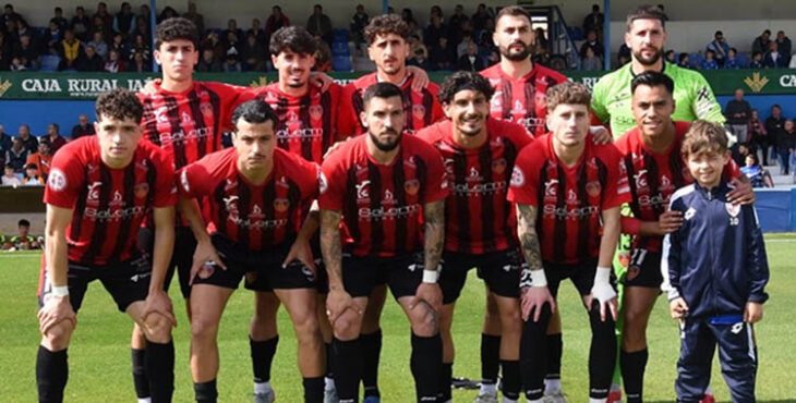 La formación del Salerm Puente Genil ante el Linares