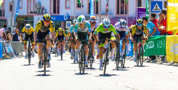 Carlos Tienda compitiendo en tierras lusas. Foto: Diogo Costa