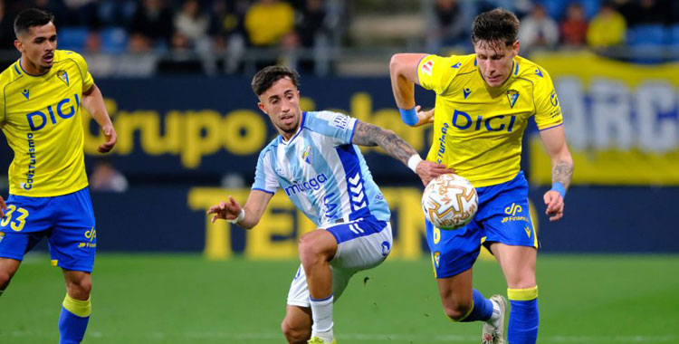 Los amarillos no han encontrado la reacción que esperaban con Sergio González. Foto: LaLiga Hypermotion