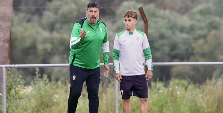 Diego Tristán lleva a cabo su primera sesión de entrenamiento como entrenador del Córdoba B. Foto: @Cantera_CCF