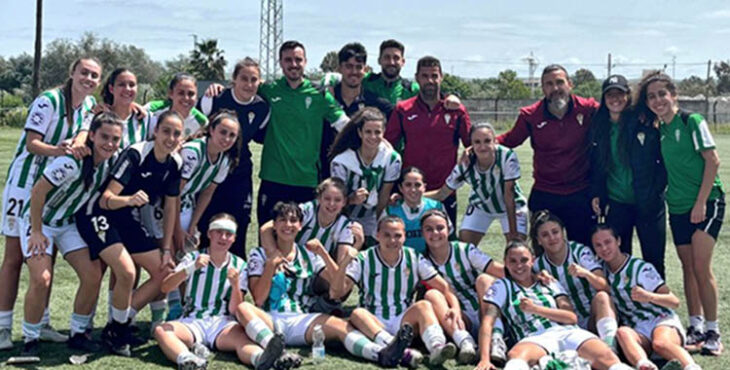 El Córdoba Femenino festeja la victoria ante el Juan Grande en la ciudad deportiva.