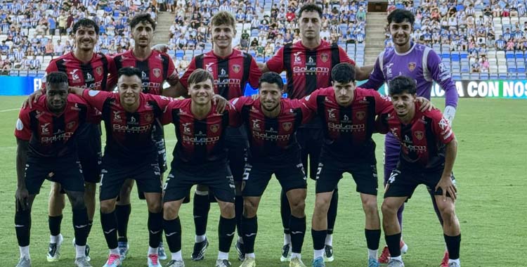 Once del Salerm Puente Genil en el Nuevo Colombino.